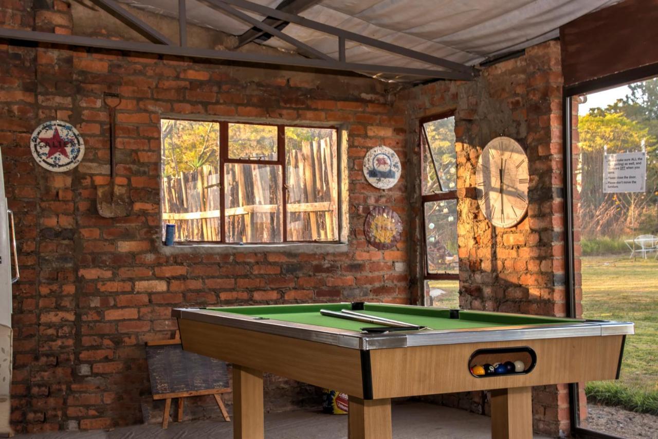 ווינטרטון Drakensberg Bush Lodge And Backpackers מראה חיצוני תמונה