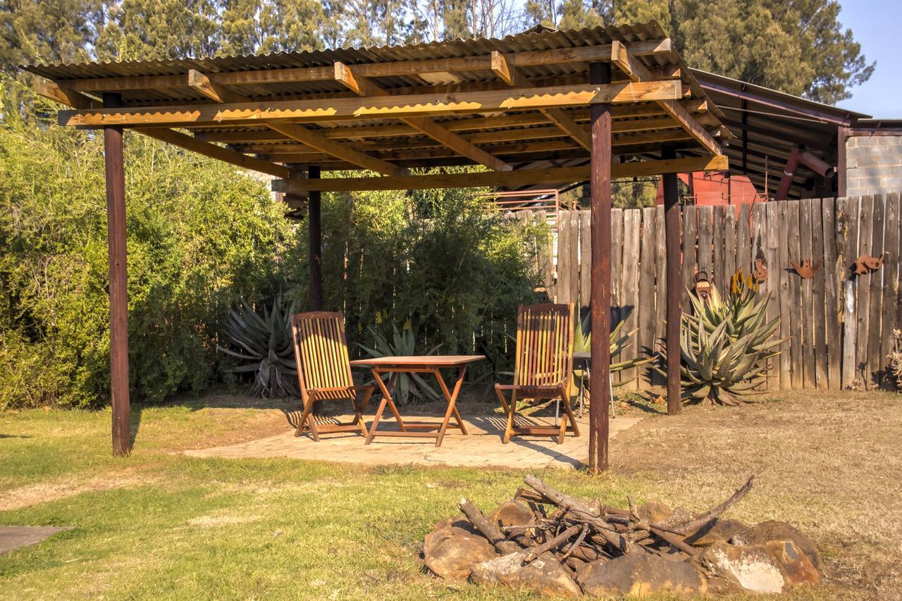 ווינטרטון Drakensberg Bush Lodge And Backpackers מראה חיצוני תמונה