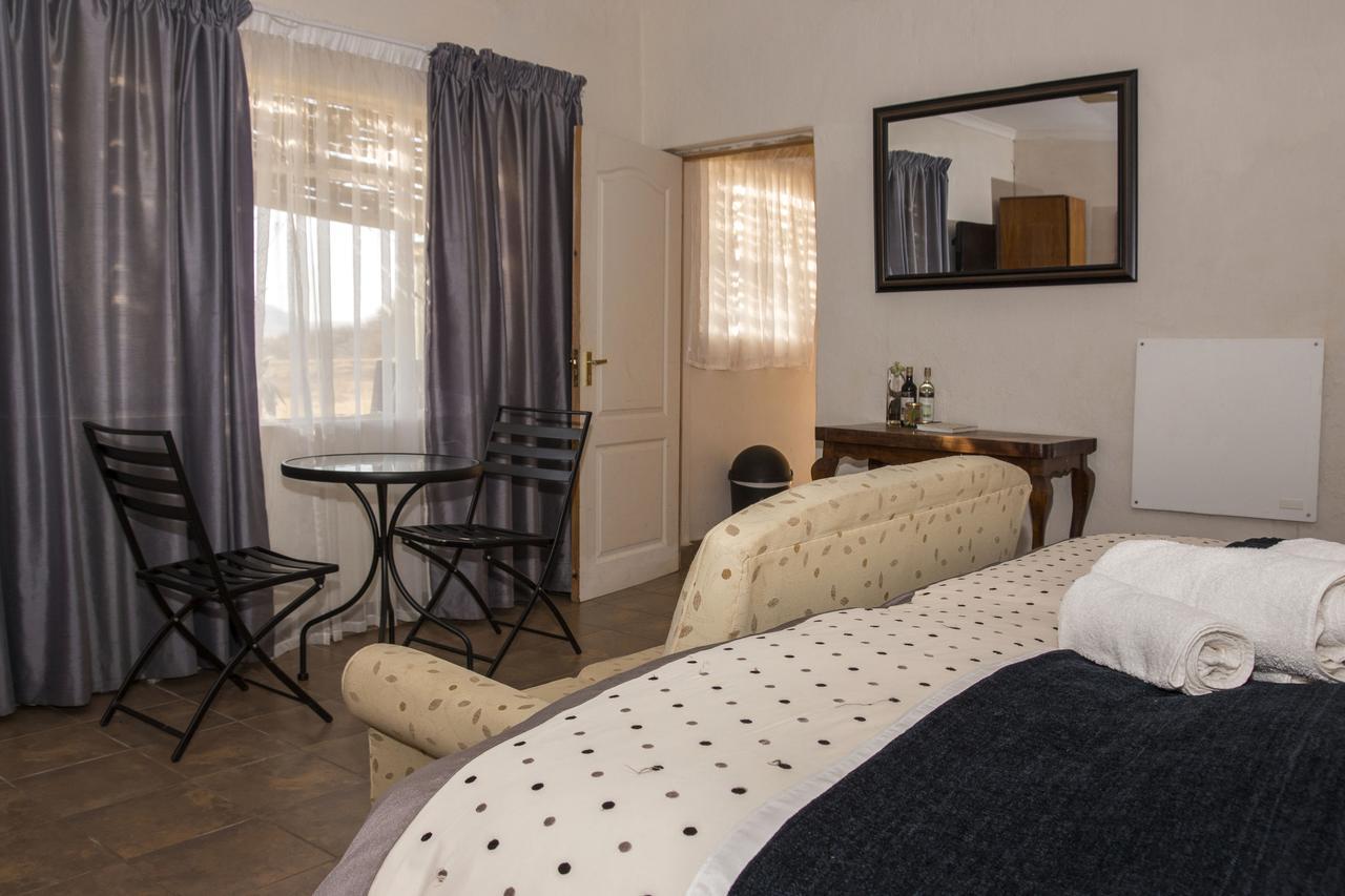 ווינטרטון Drakensberg Bush Lodge And Backpackers מראה חיצוני תמונה