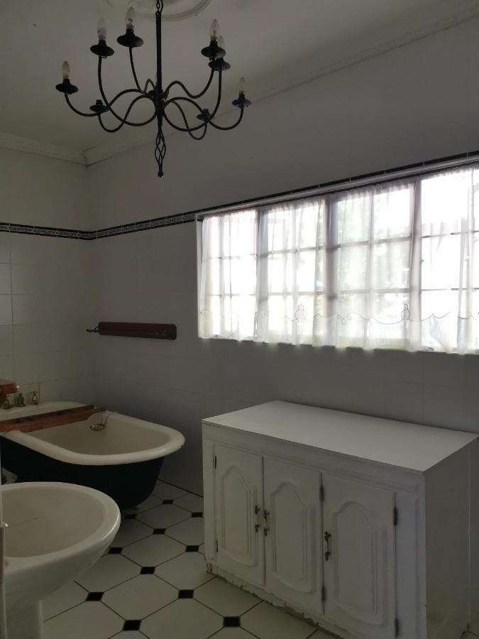 ווינטרטון Drakensberg Bush Lodge And Backpackers מראה חיצוני תמונה