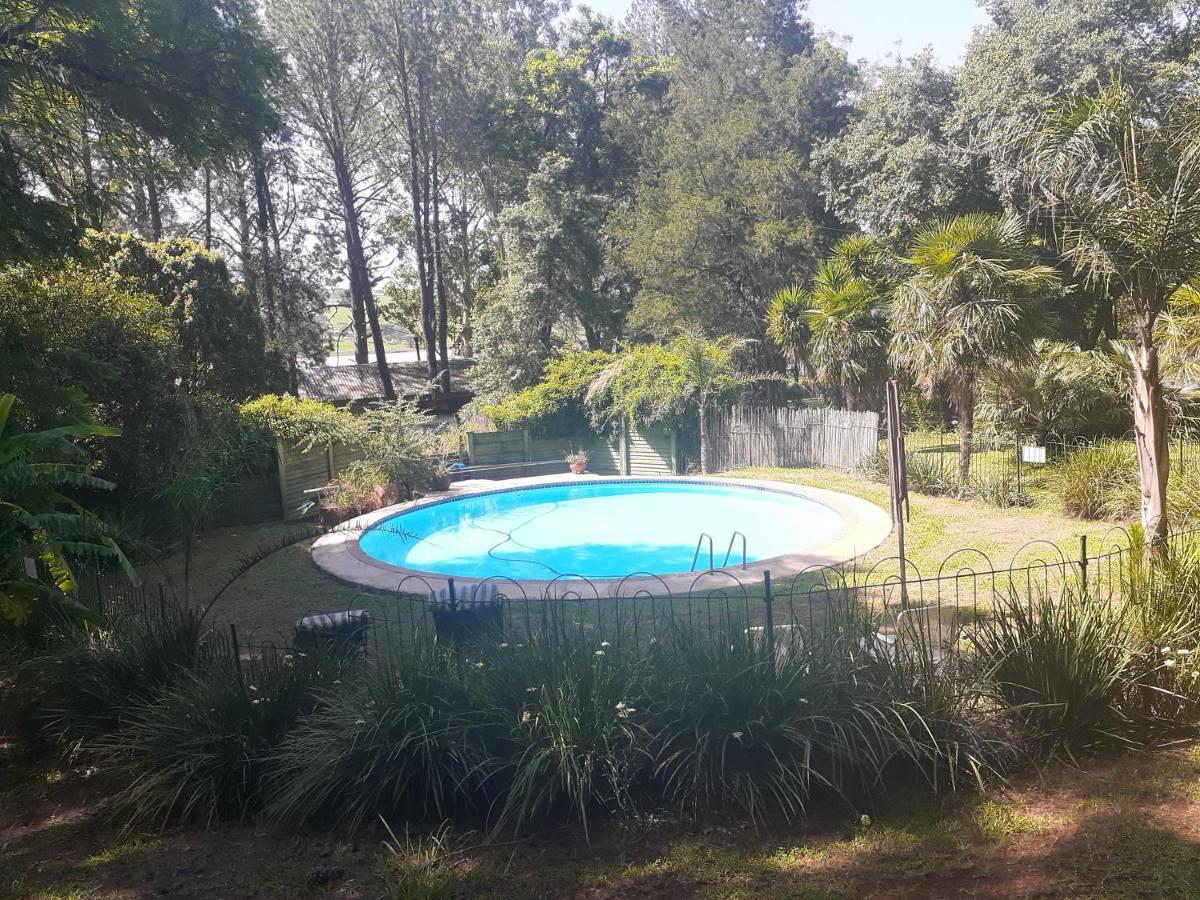 ווינטרטון Drakensberg Bush Lodge And Backpackers מראה חיצוני תמונה